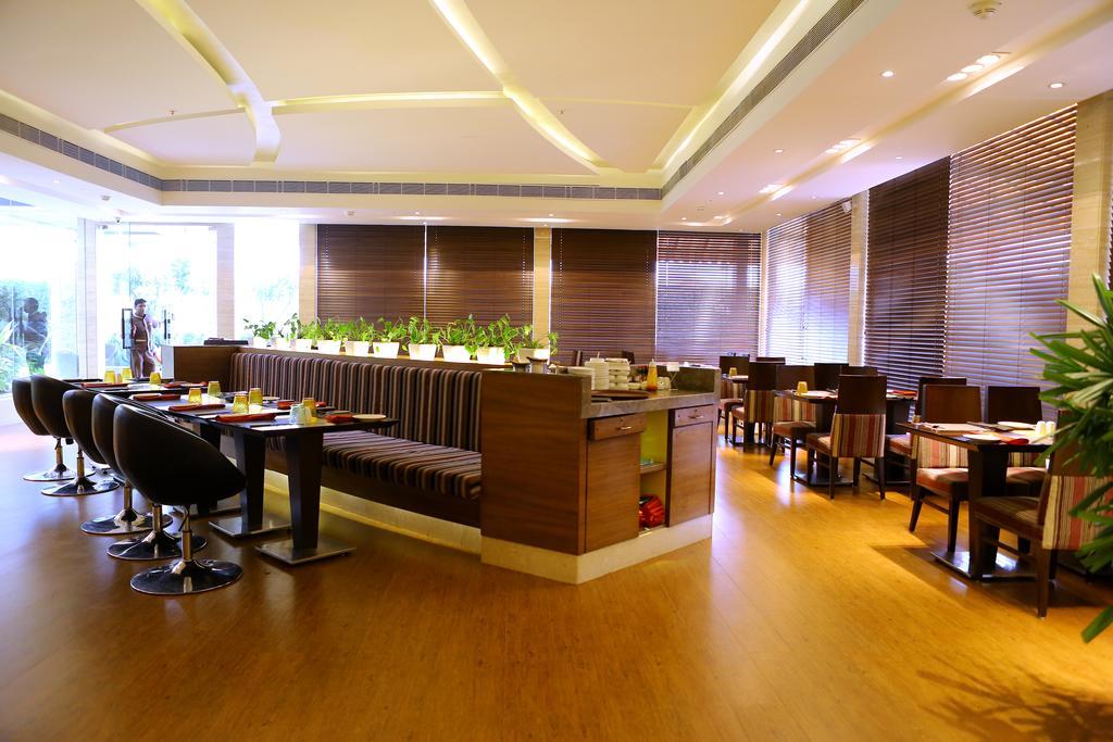 The Landmark Towers Kanpur Luaran gambar
