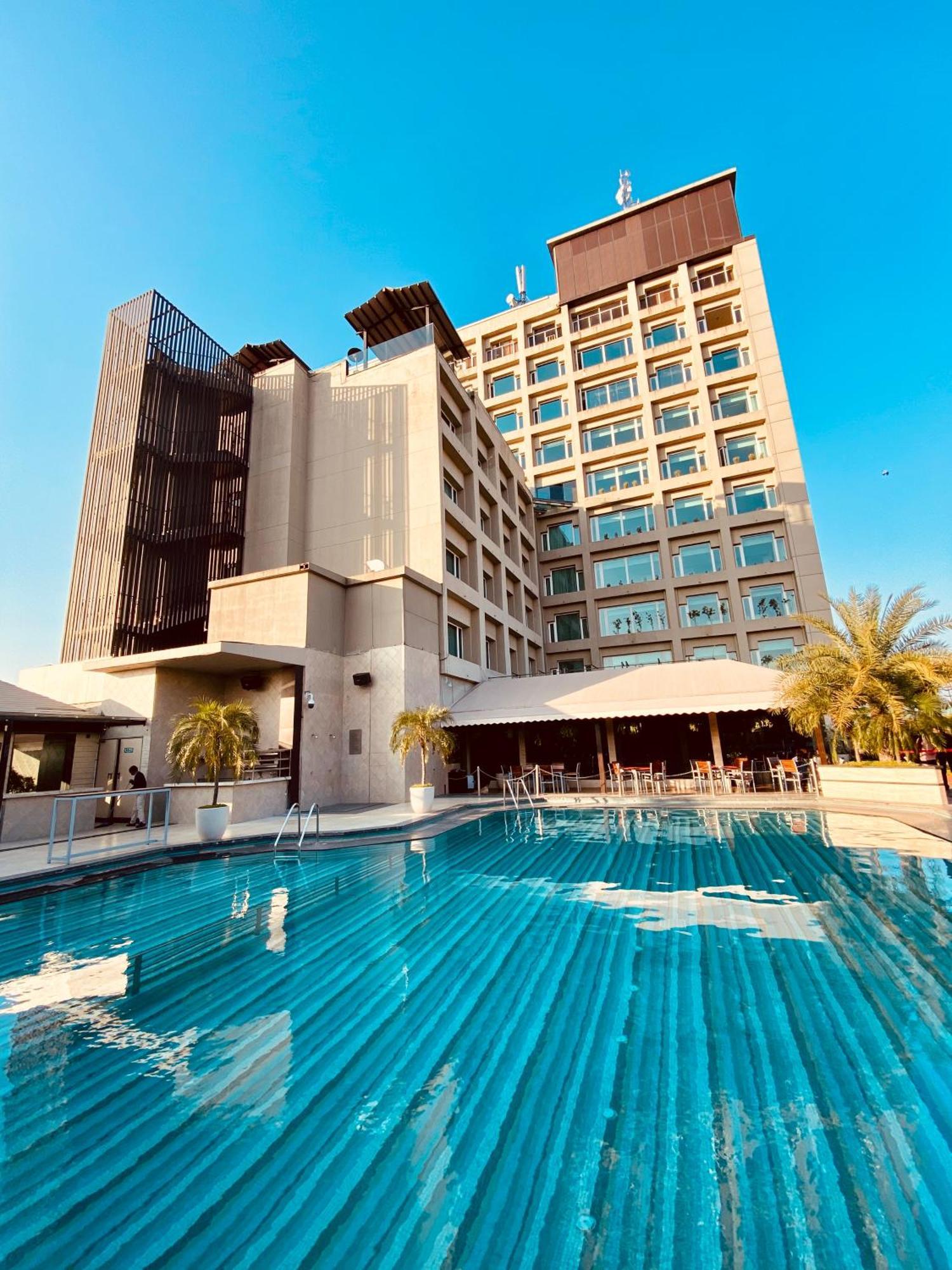 The Landmark Towers Kanpur Luaran gambar